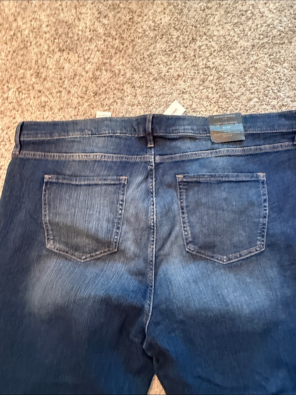BANANA Republic Dark Blue Women's Straight-Leg Jeans - Picture 9 of 10